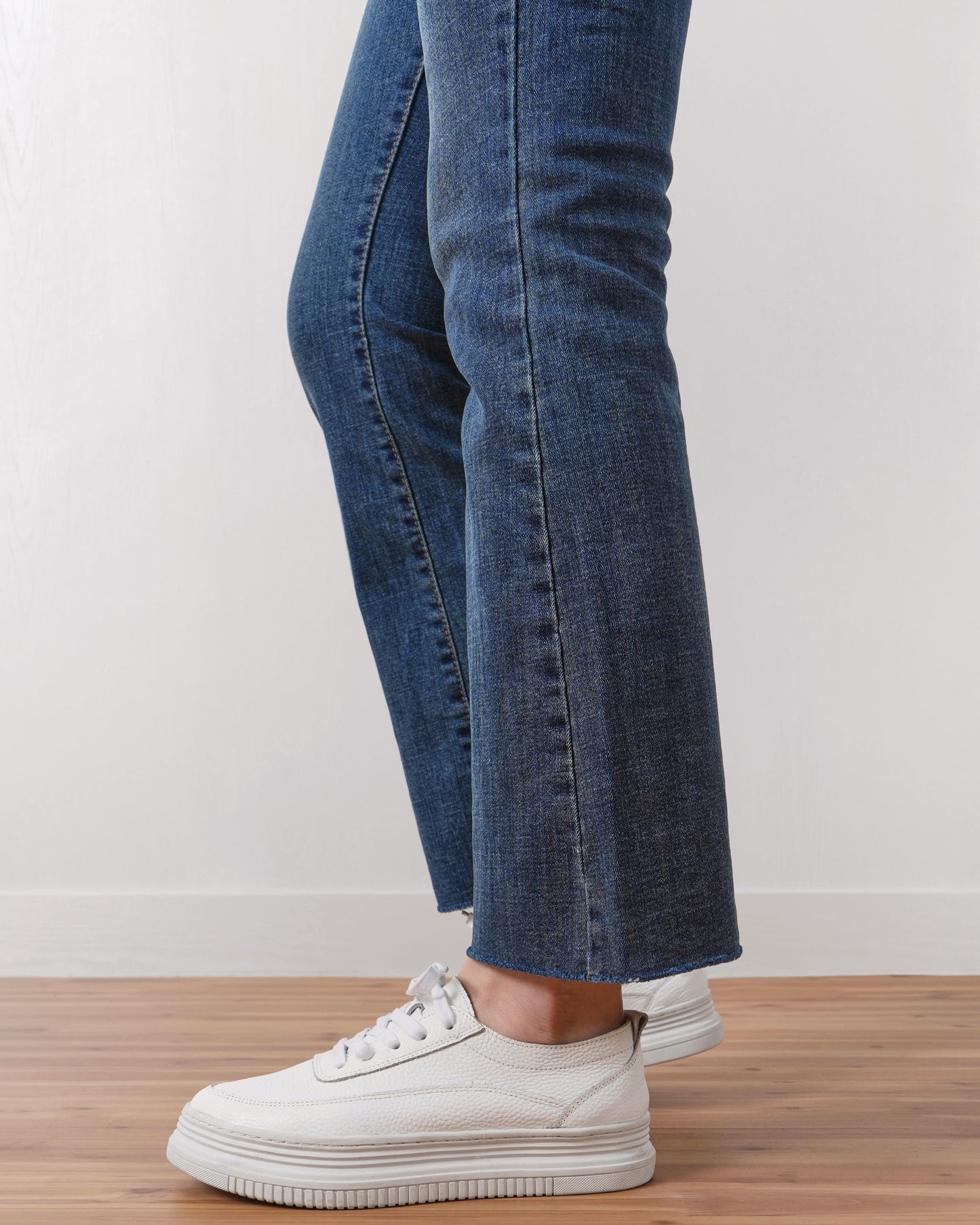 FM2050 Anya Bootcut Denim Jeans – Blue Bootcut Jeans with Classic Fit