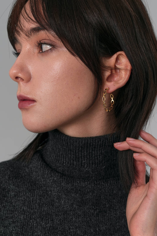 Hoop earrings, Gold