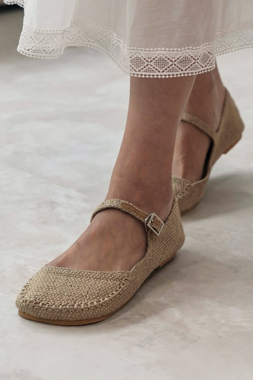 Freda Linen Flats, Beige