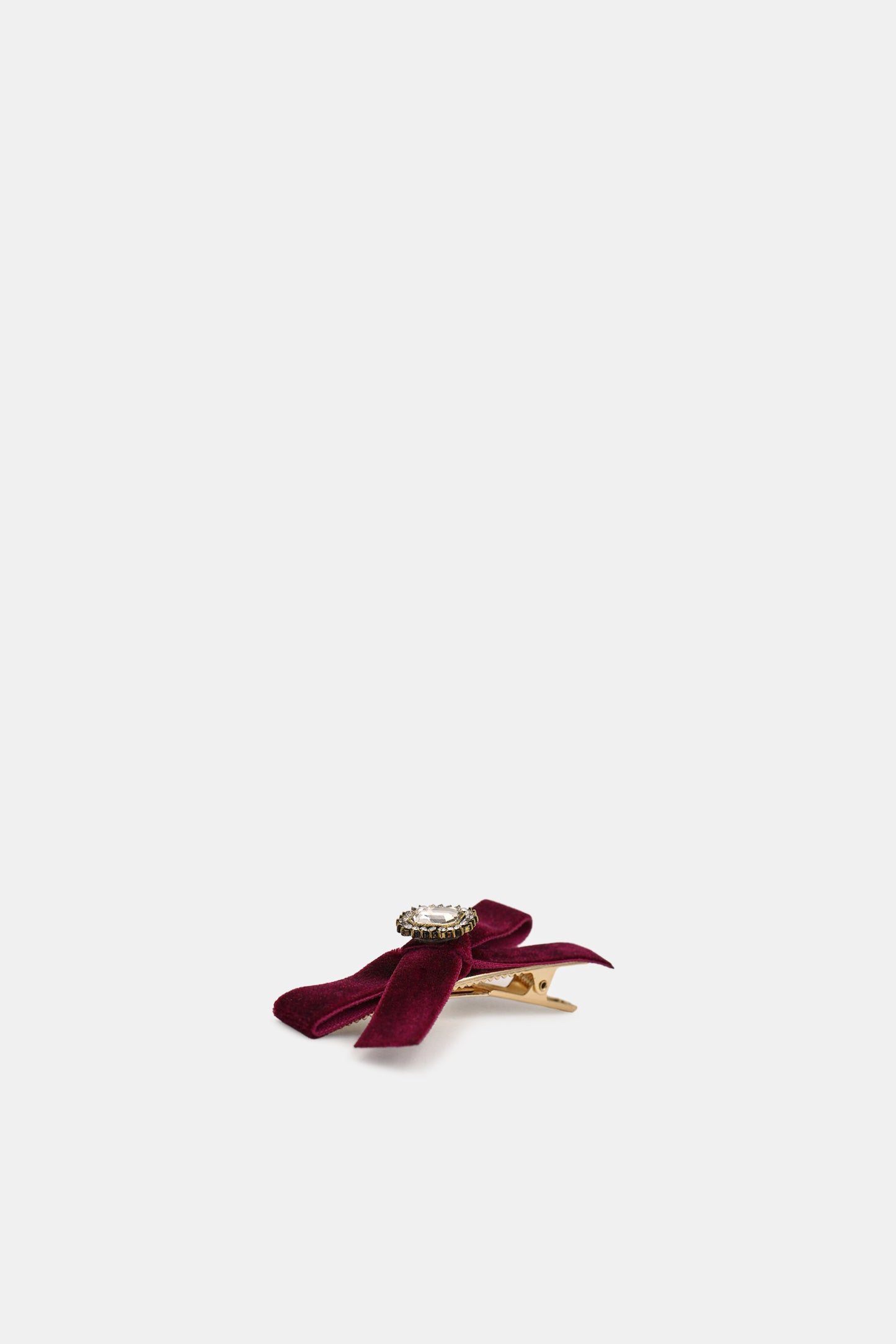 velvet-ribbon-hair-clips-wine