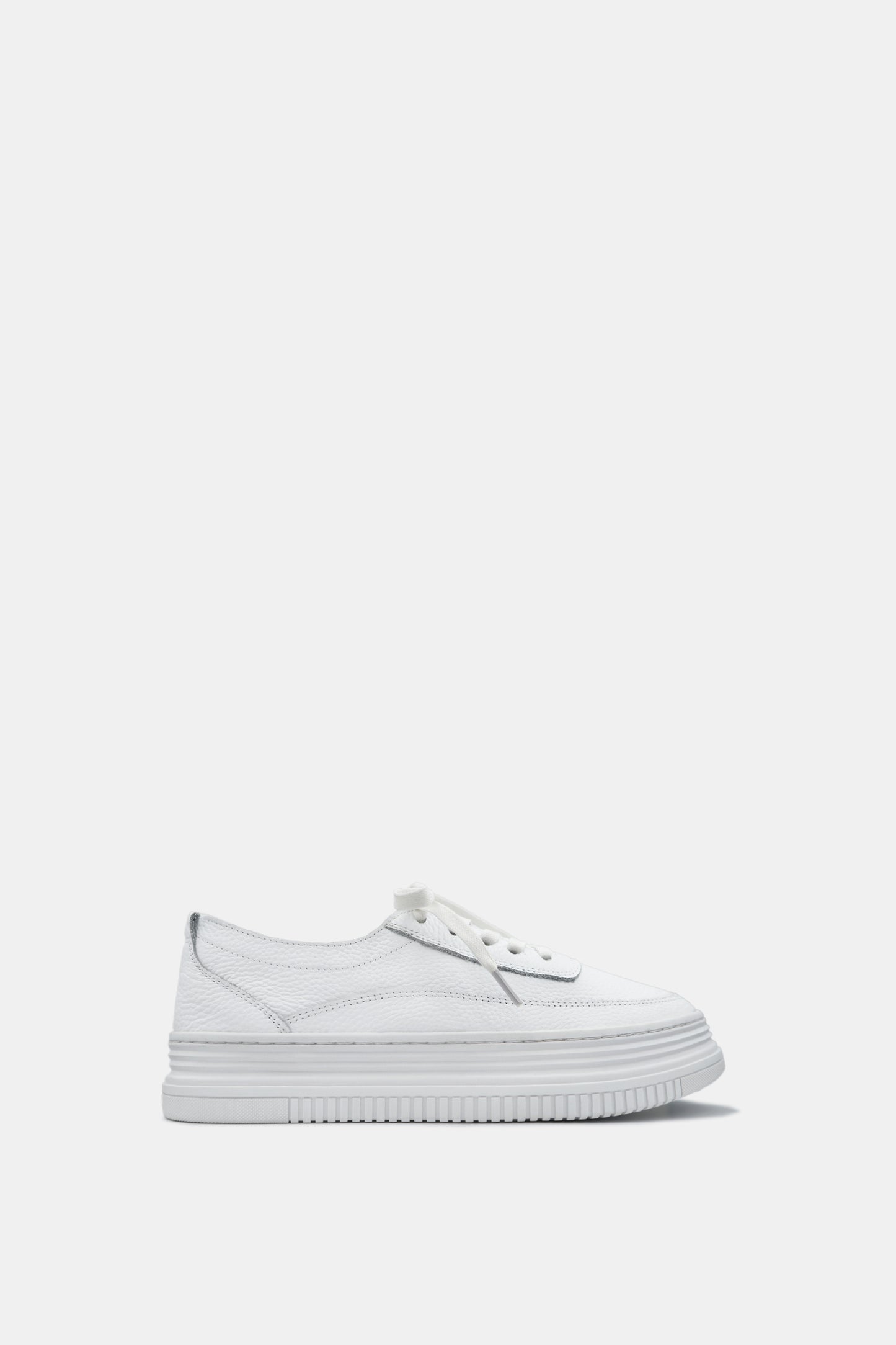 cowhide-low-top-sneakers-white