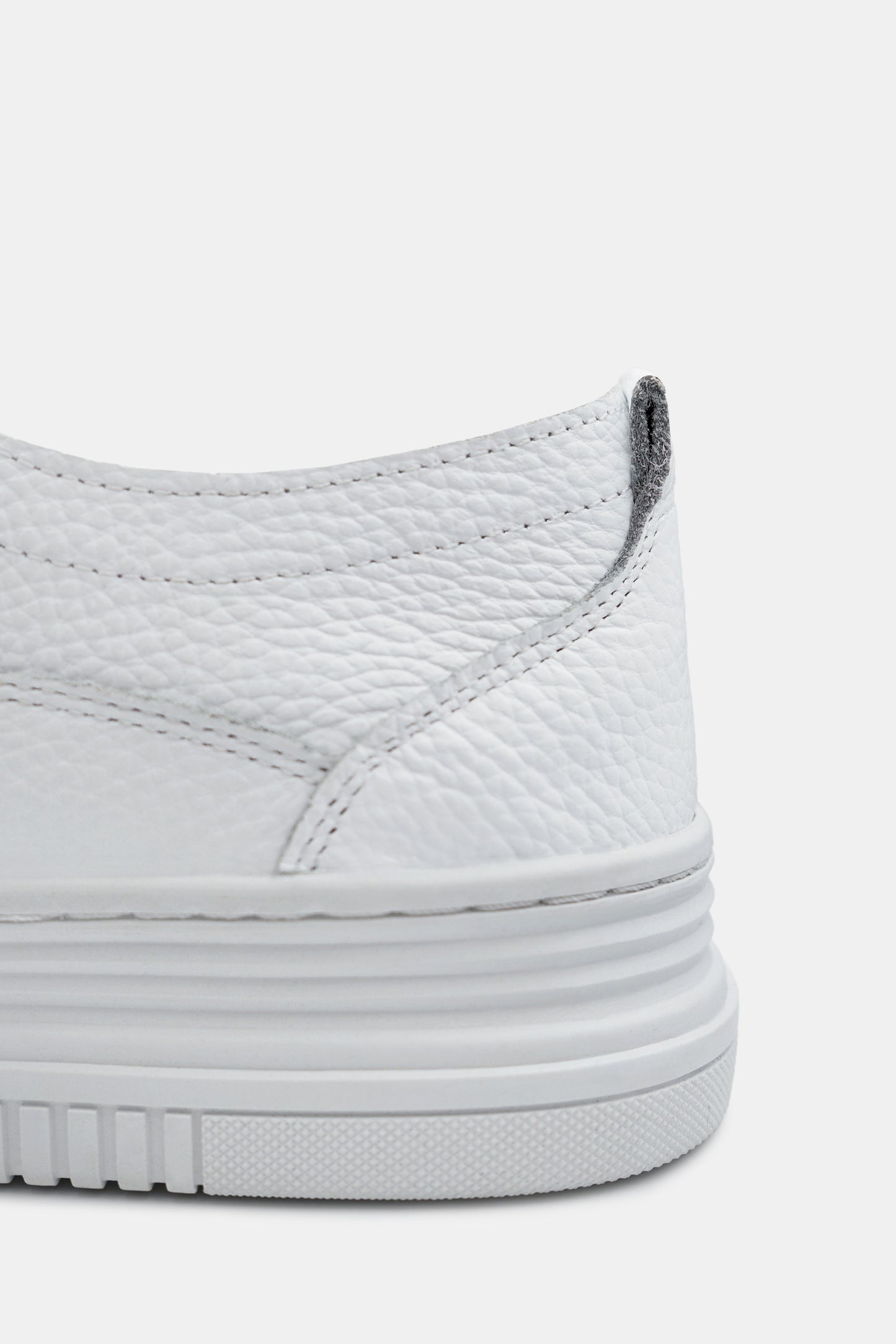 cowhide-low-top-sneakers-white