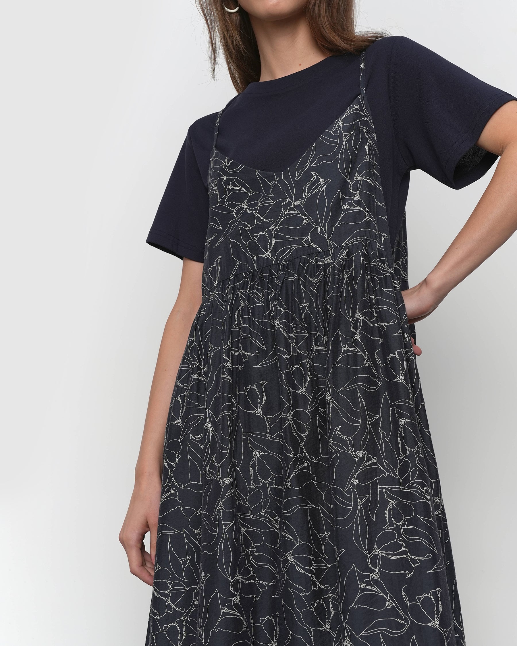 Dark Night Navy Bloom